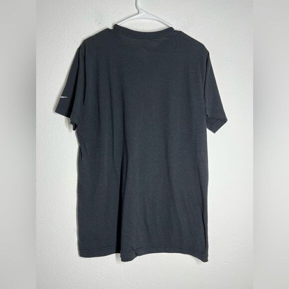 Nike Tshirt Black Men Faded Run Dri Fit Size M - Picture 2 of 6